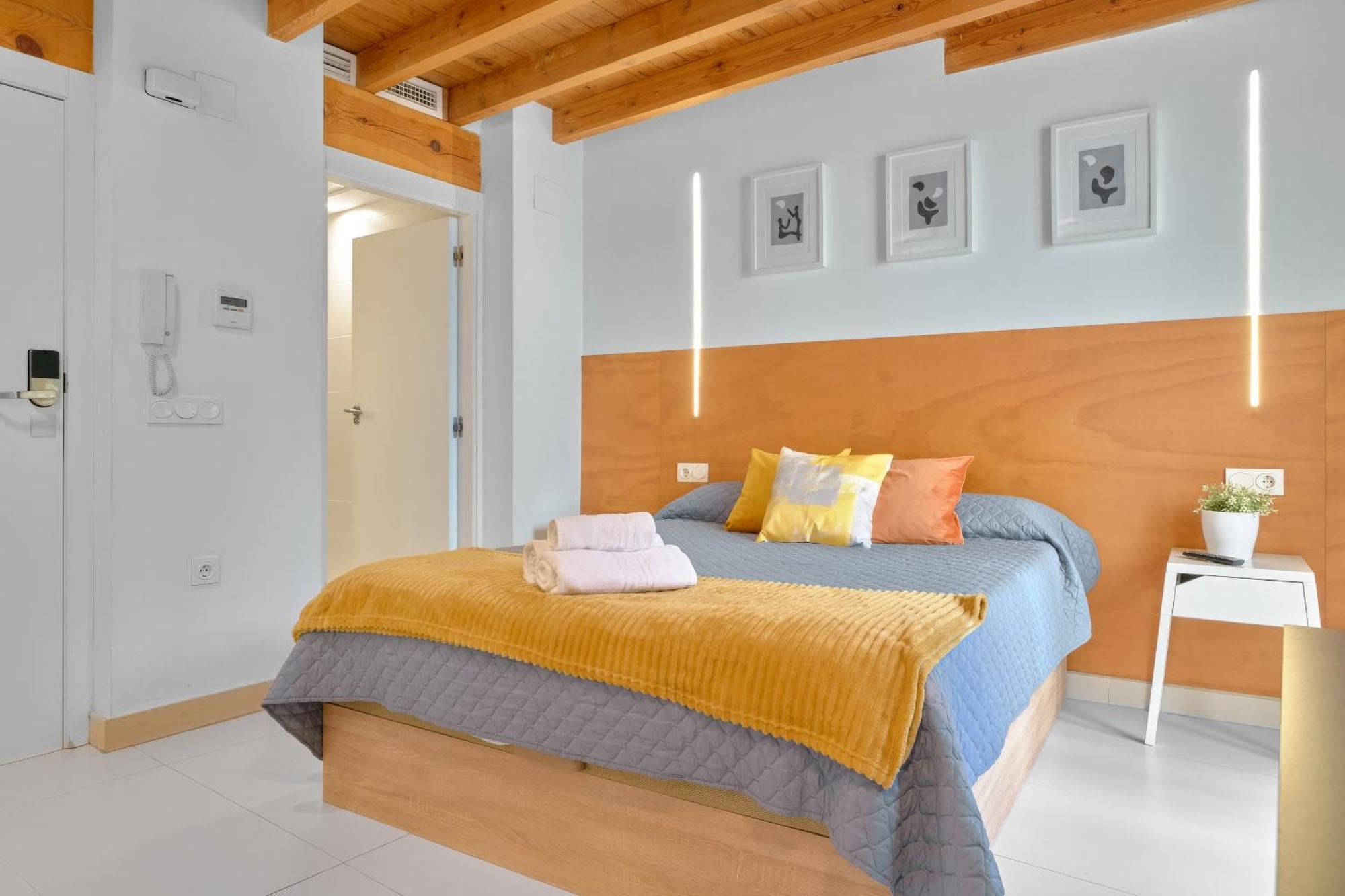 Apartamento De Diseno En La Plaza Del Carmen F1 Valência Exterior foto