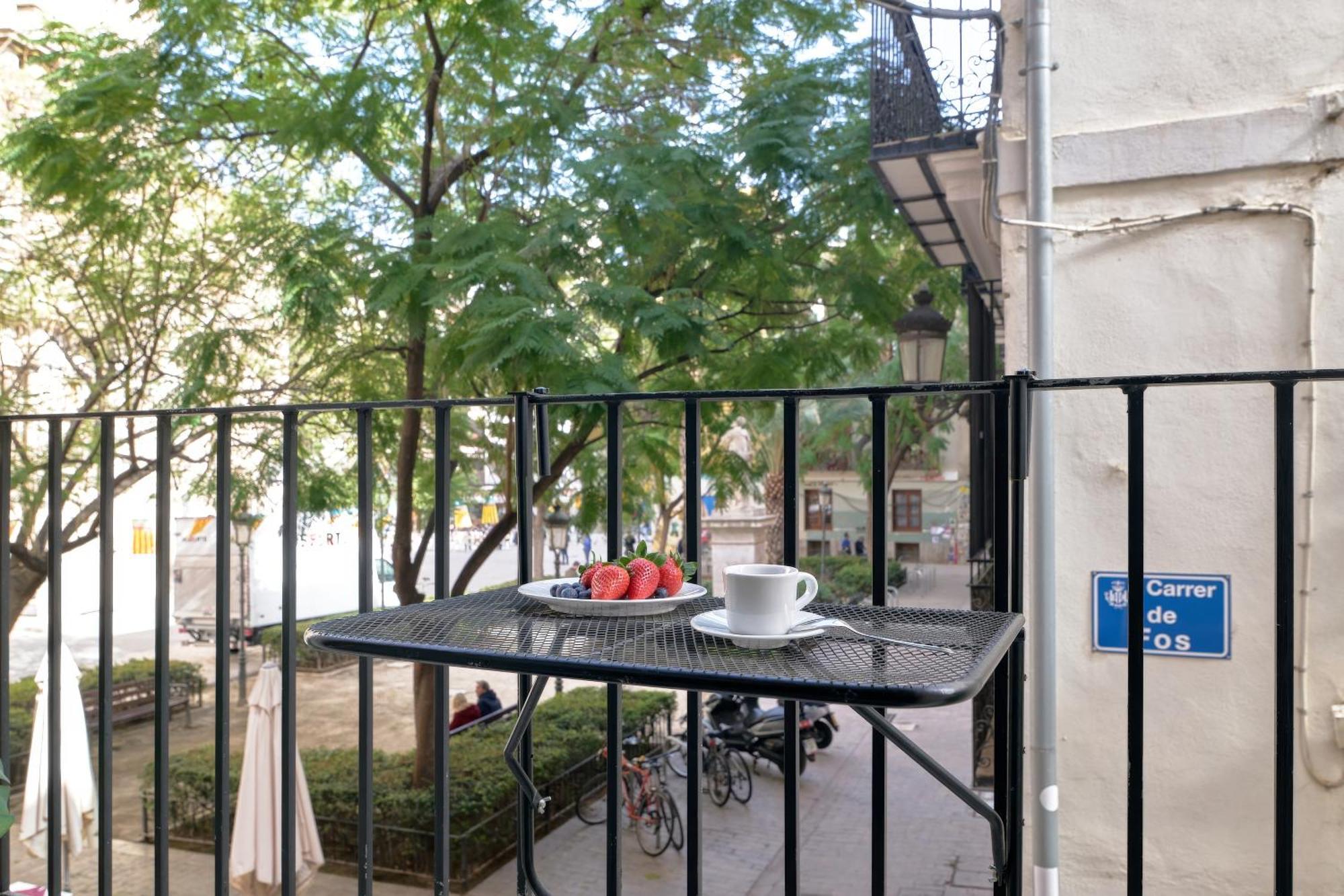 Apartamento De Diseno En La Plaza Del Carmen F1 Valência Exterior foto